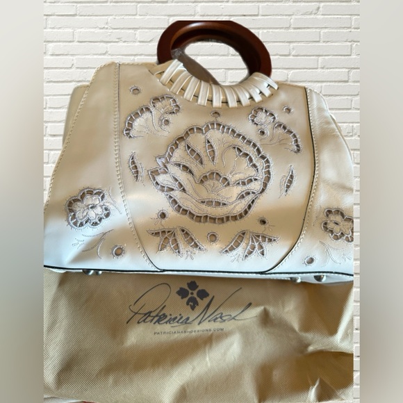 Patricia Nash Lyon Medium Leather Satchel Crossbody - Picture 11 of 14